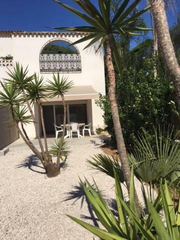 Appartements Les Pesquiers Hyeres Plage ภายนอก รูปภาพ