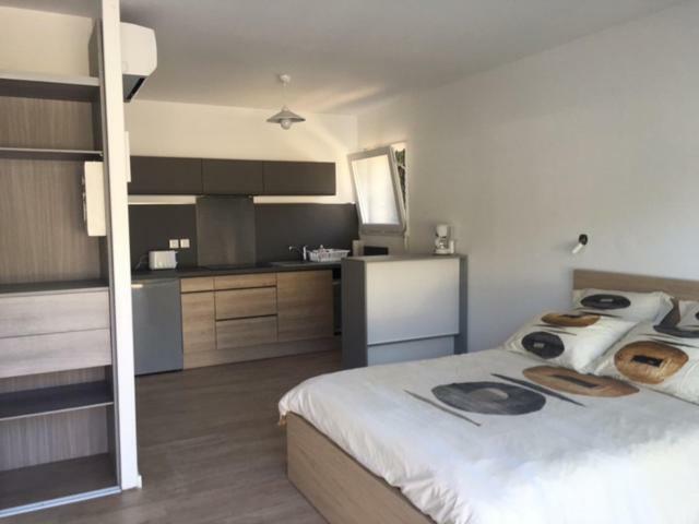 Appartements Les Pesquiers Hyeres Plage ภายนอก รูปภาพ